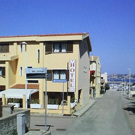 Le Camere Sul Porto Palau Εξωτερικό φωτογραφία