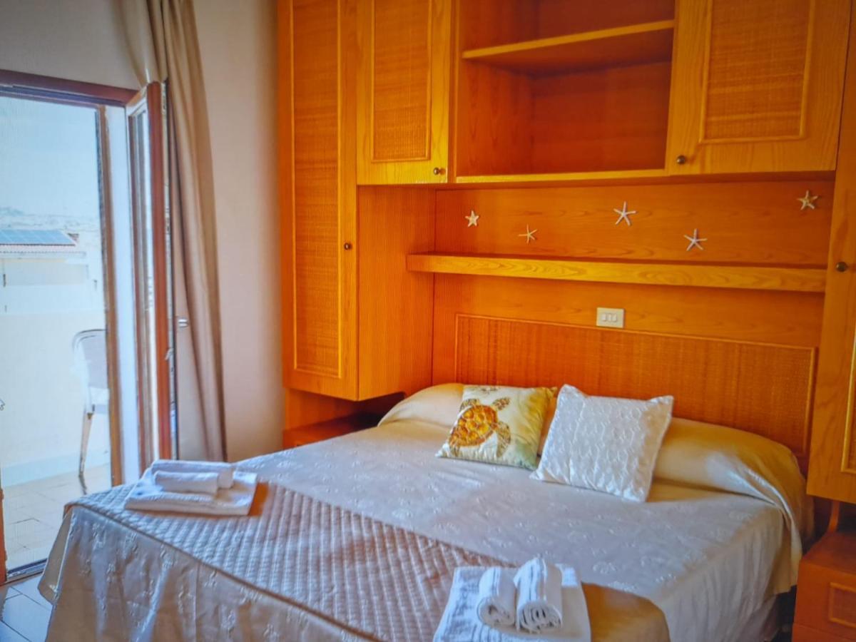 Le Camere Sul Porto Palau Εξωτερικό φωτογραφία